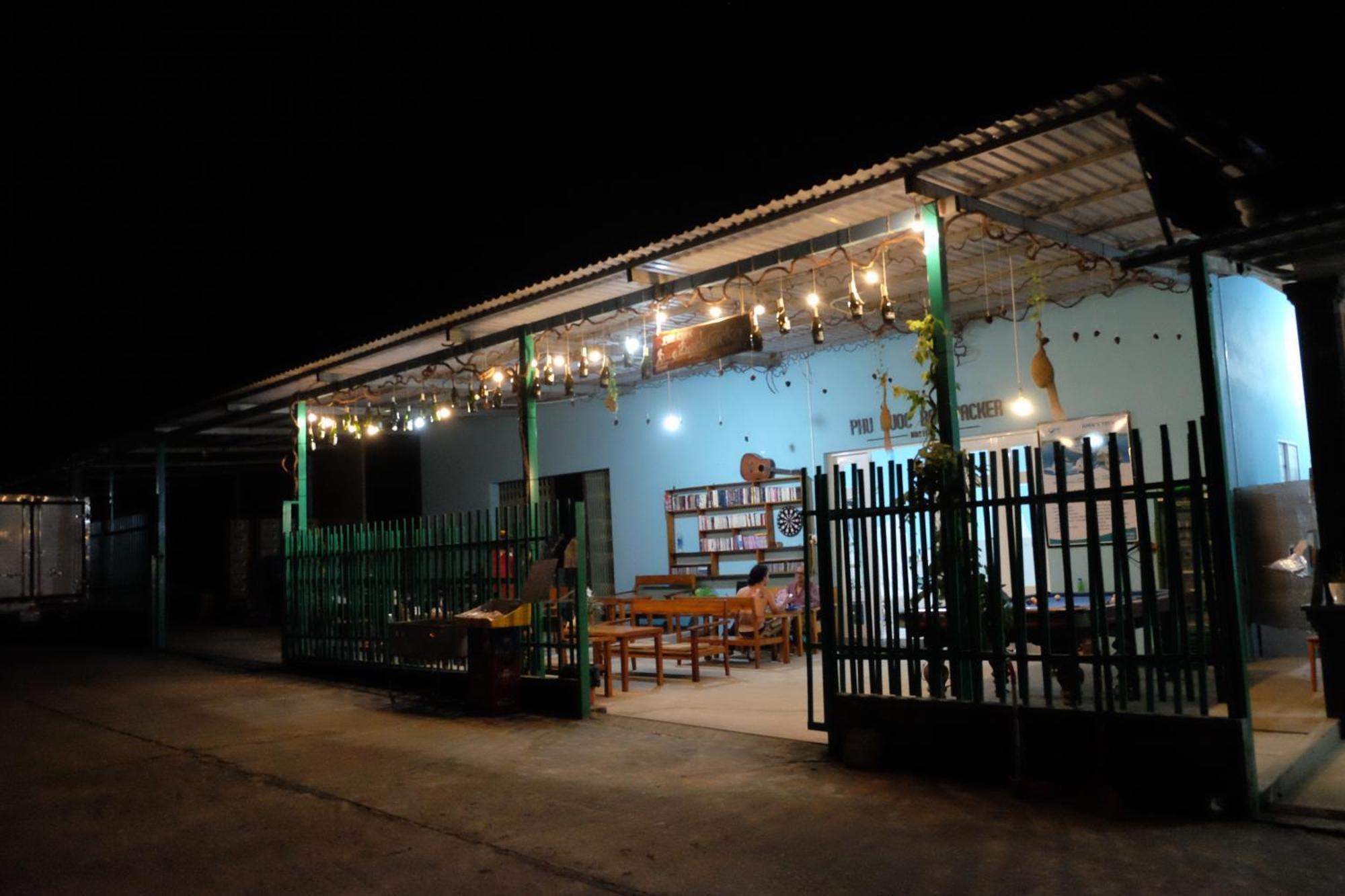 Phu Quoc Backpacker 호스텔 외부 사진